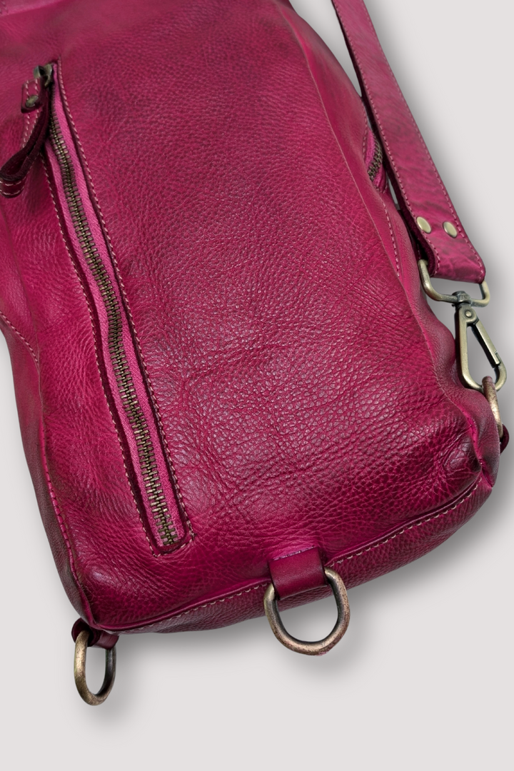 Movement Sling Bag - Stoned Fuchsia